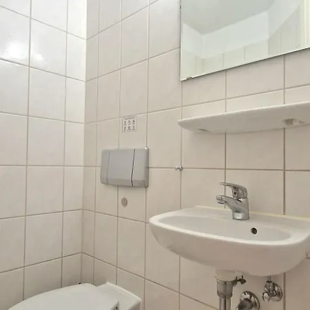 Апартаменти 543, Seepark *
